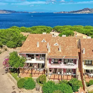 https://baia-del-faro.in-sardinia.net